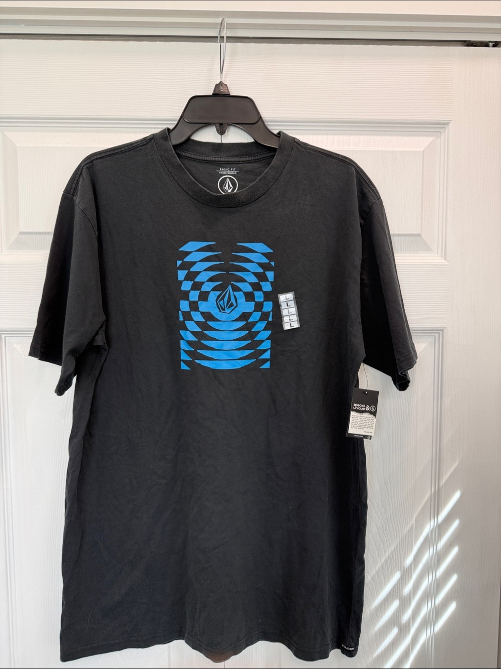Volcom Classic Black Short Sleeve T-shirt NWT